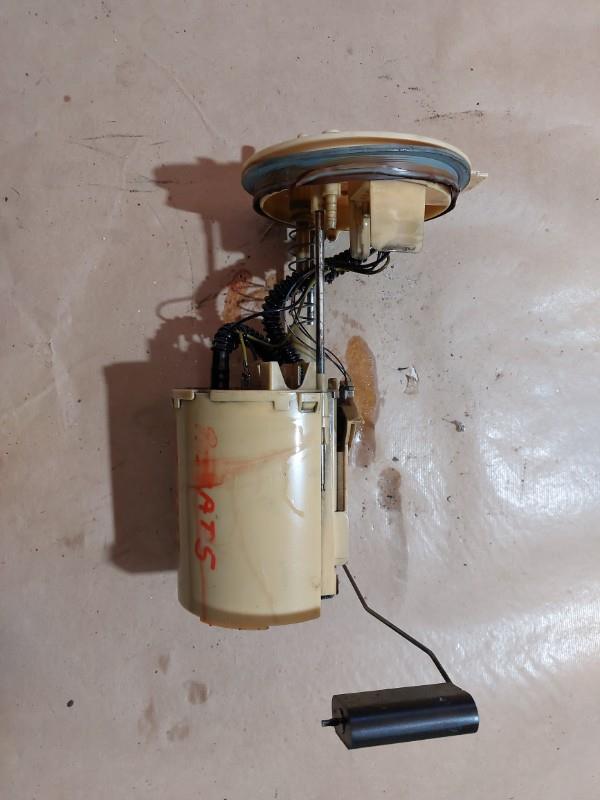Pompe à carburant VOLKSWAGEN PASSAT 5  - 1