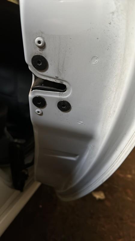 Serrure arriere droit RENAULT CLIO 3 PHASE 2 Essence - 1