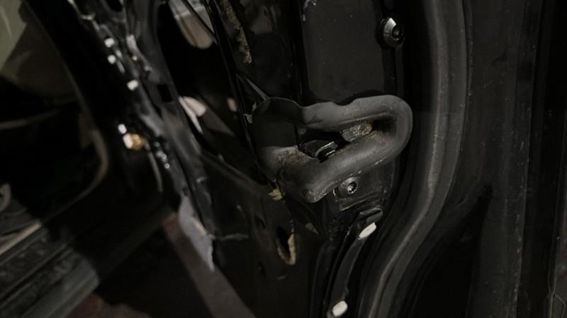 Serrure avant droit AUDI A4 2 PHASE 1 Diesel - 1