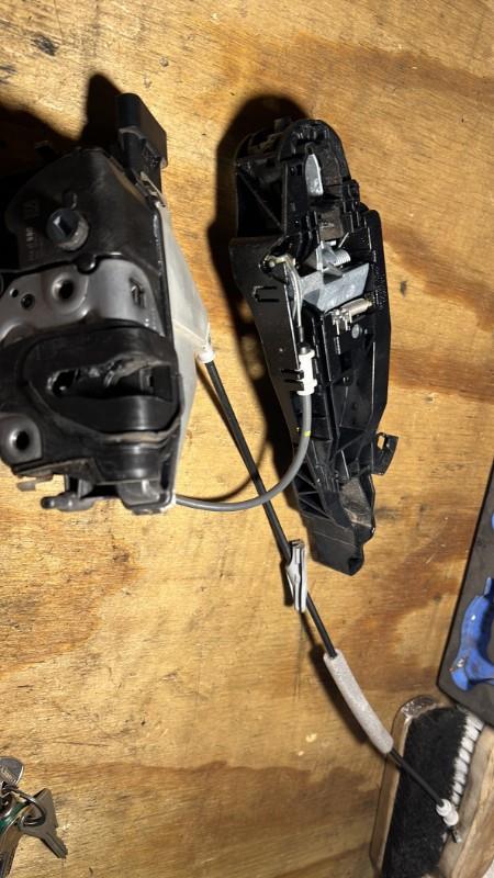 Serrure avant droit CITROEN C3 3 PHASE 1 Essence - 1
