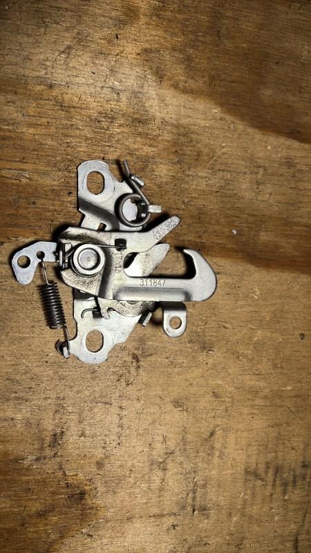 Serrure de capot CITROEN C3 3 PHASE 1 Essence - 1