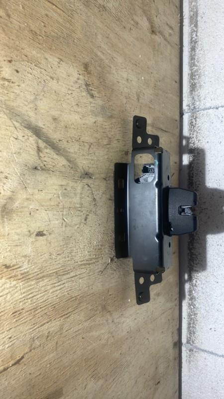 Serrure de coffre PEUGEOT 208 1 PHASE 1 Diesel - 1