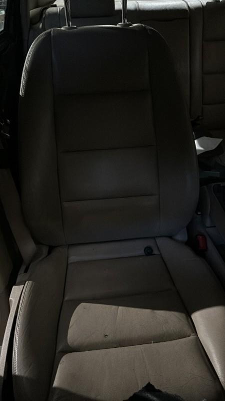 Siege avant droit AUDI A4 2 PHASE 1 Diesel - 1