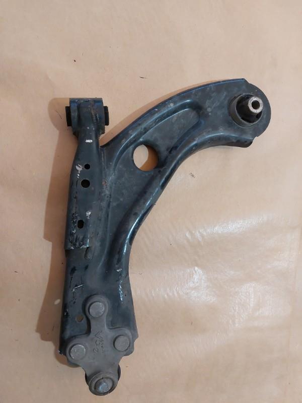 Triangle avant droit PEUGEOT 308 2  - 1