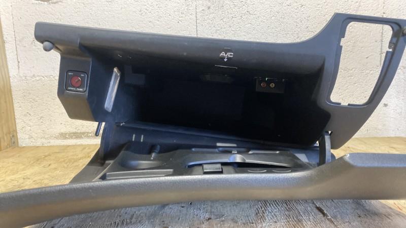 Boite a gants PEUGEOT 207 PHASE 1 Essence - 1