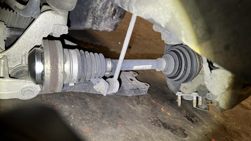 Cardan gauche (transmission) AUDI A3 2 SPORTBACK PHASE 2 Diesel - 1