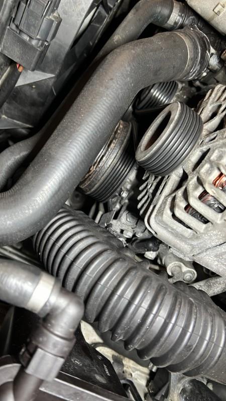 Compresseur clim BMW SERIE 1 E81 Diesel - 1