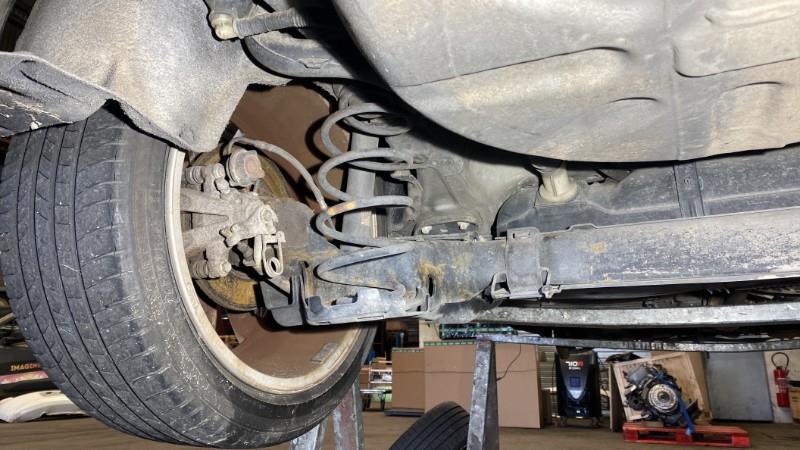 Essieu arriere PEUGEOT 207 PHASE 1 Essence - 1