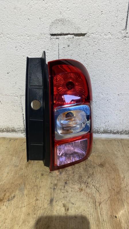 Feu arriere principal droit (feux) DACIA DUSTER 1 PHASE 2 Diesel - 1