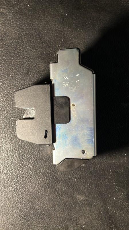 Serrure de hayon PEUGEOT 208 1 PHASE 2 Diesel - 1