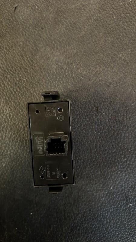 Bouton de warning RENAULT MEGANE 3 PHASE 2 Diesel - 1