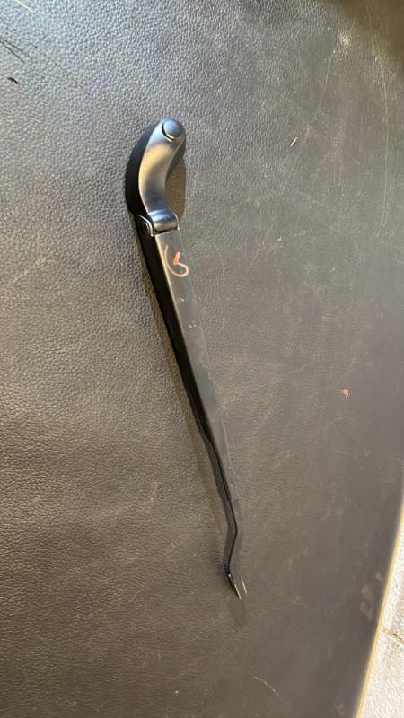 Bras essuie glace avant gauche MINI MINI 2 R56 PHASE 2 Diesel - 1