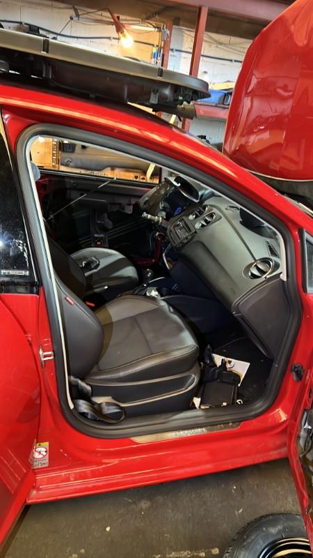 Joint de porte avant droite SEAT IBIZA 4 PHASE 2 Essence - 1