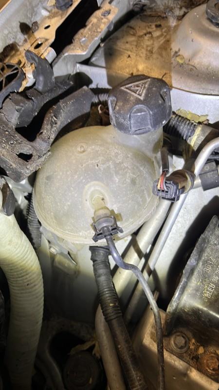 Vase d'expansion CITROEN C4 2 PHASE 1 Diesel - 1