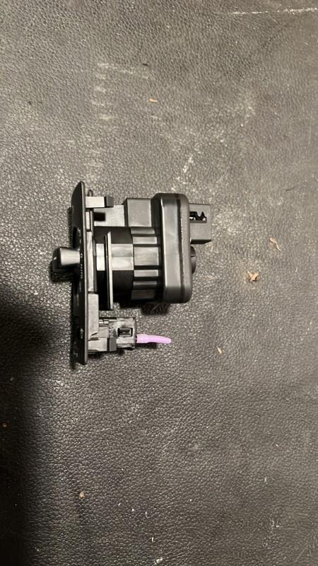 Commande de phare MERCEDES CLASSE B 245 PHASE 1 Diesel - 1