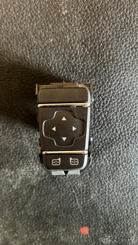 Commande retroviseurs RENAULT CLIO 4 PHASE 2 Diesel - 1