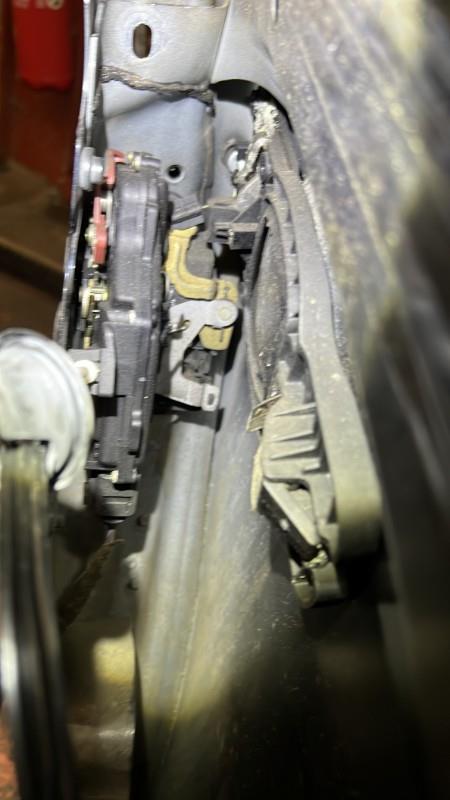 Serrure arriere gauche AUDI A2 Essence - 1