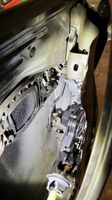 Serrure avant droit AUDI A2 Essence - 1