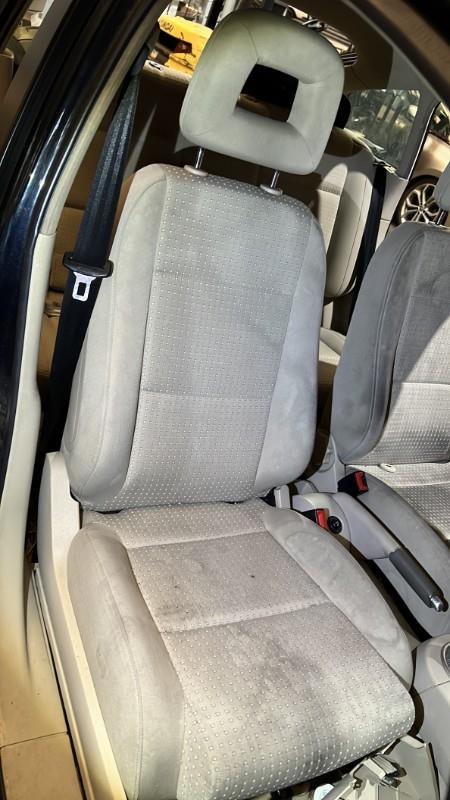 Siege avant droit AUDI A2 Essence - 1