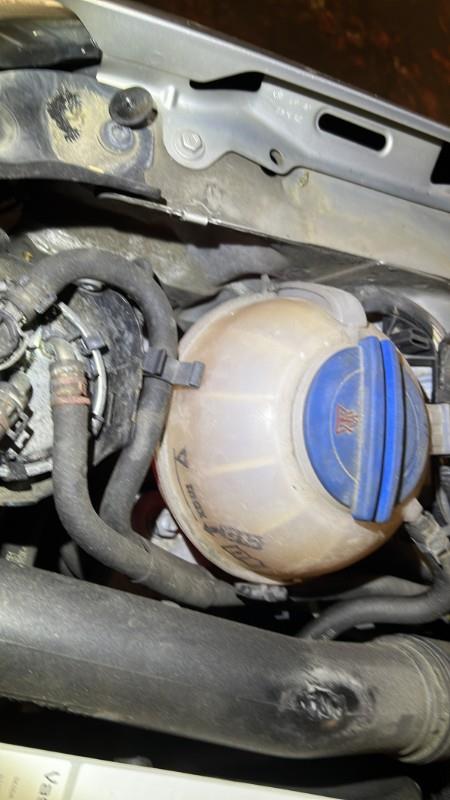 Vase d'expansion SKODA FABIA 2 PHASE 1 Diesel - 1