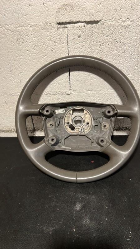 Volant AUDI A2 Essence - 1
