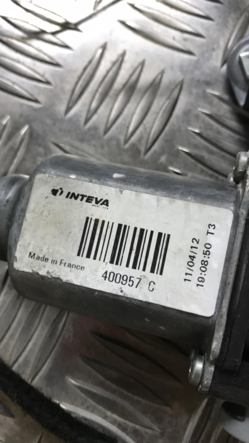 Leve vitre electrique avant gauche RENAULT TWINGO 2 PHASE 2 Essence - 1
