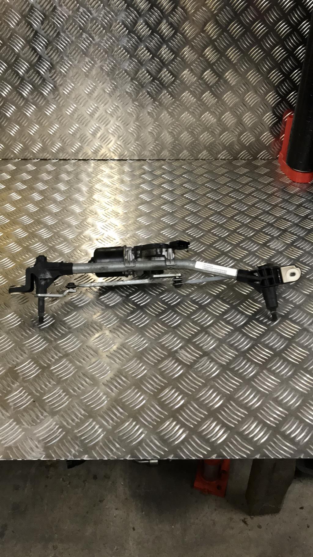 Mecanisme essuie glace avant RENAULT MEGANE 3 PHASE 1 BREAK Diesel - 1