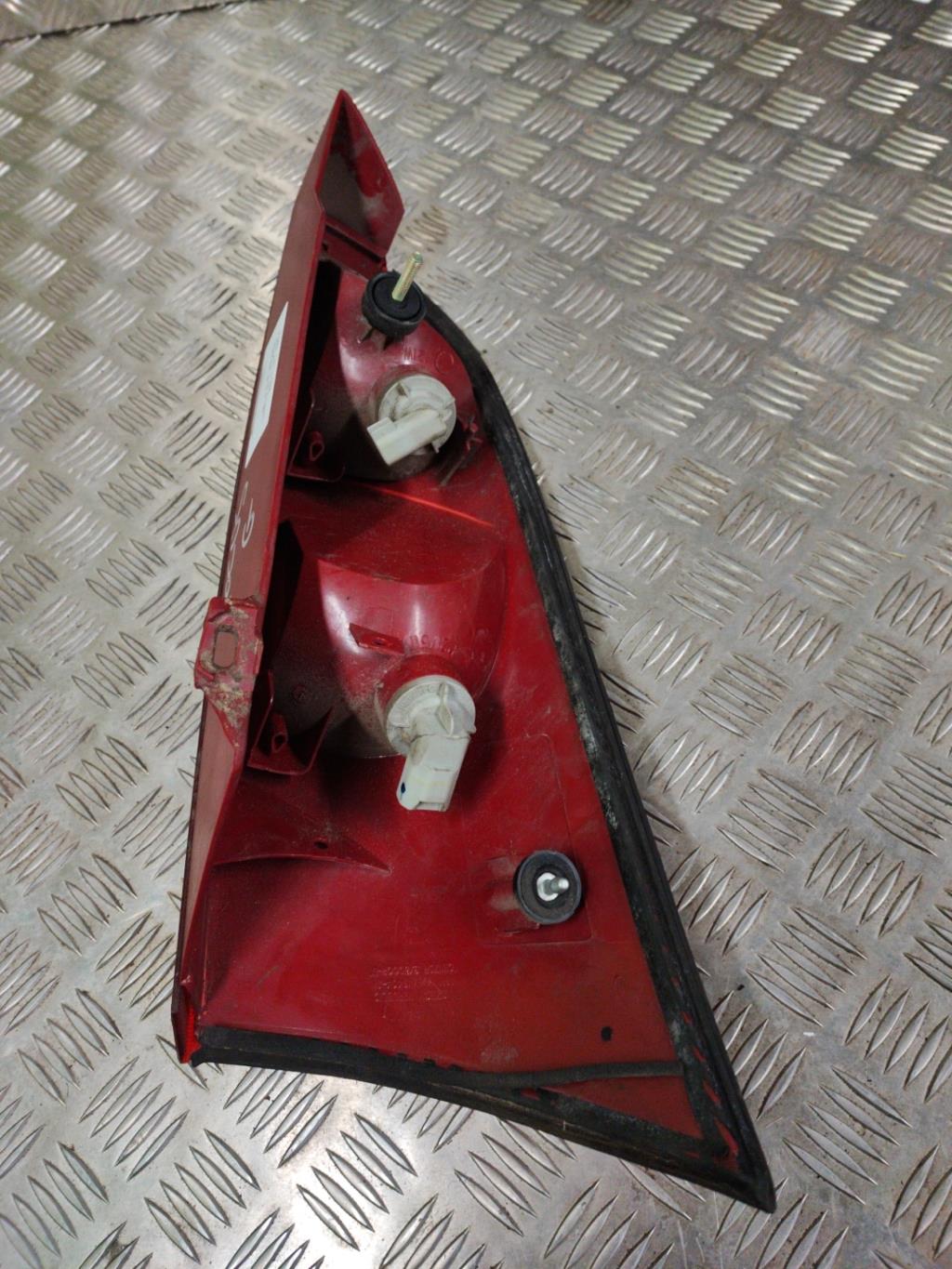Feu arriere principal gauche (feux) FORD FOCUS 1 Diesel - 1