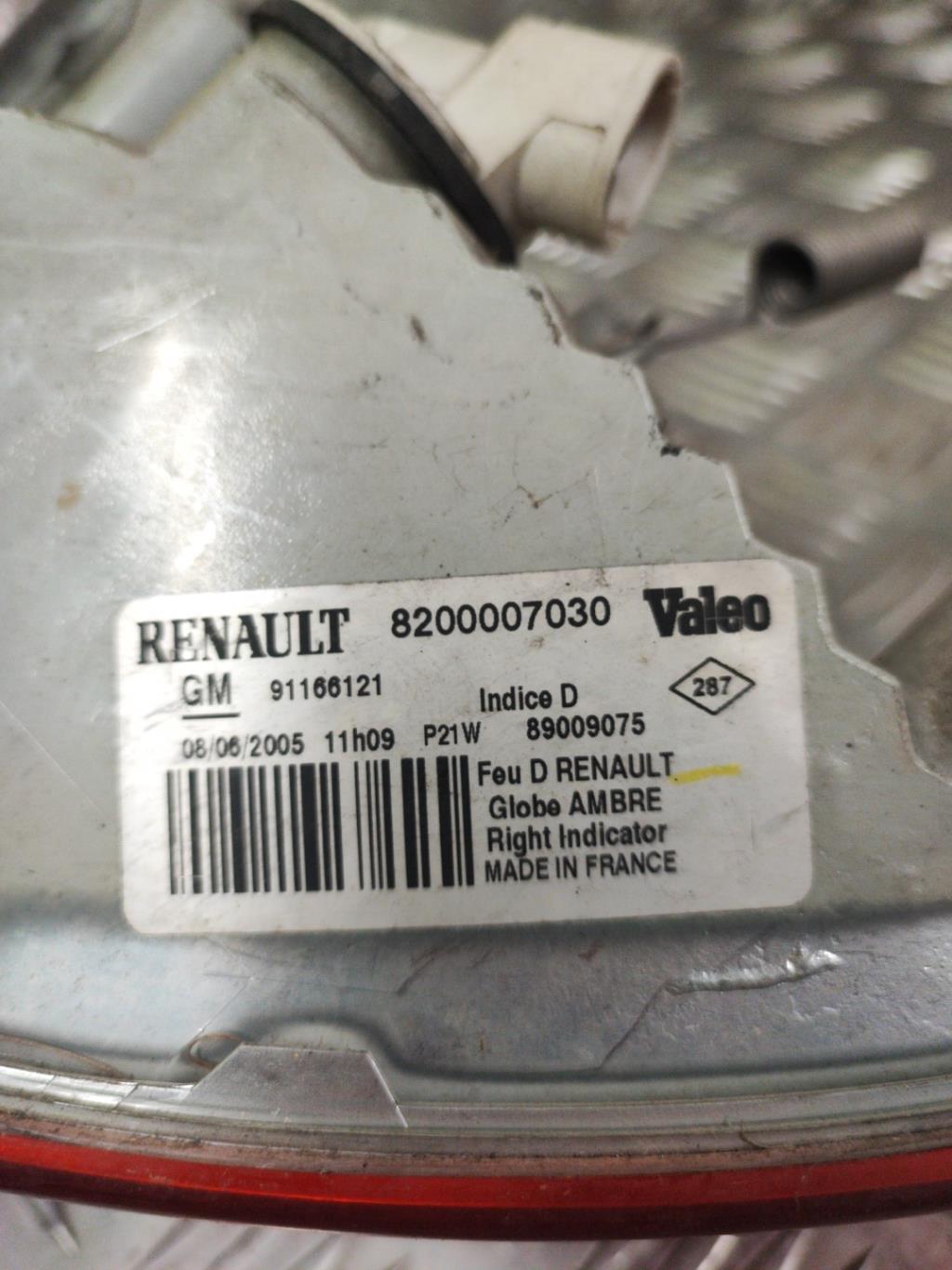 Optique avant secondaire droit (feux)(clignotant) RENAULT TRAFIC 2 PHASE 1 Diesel - 1