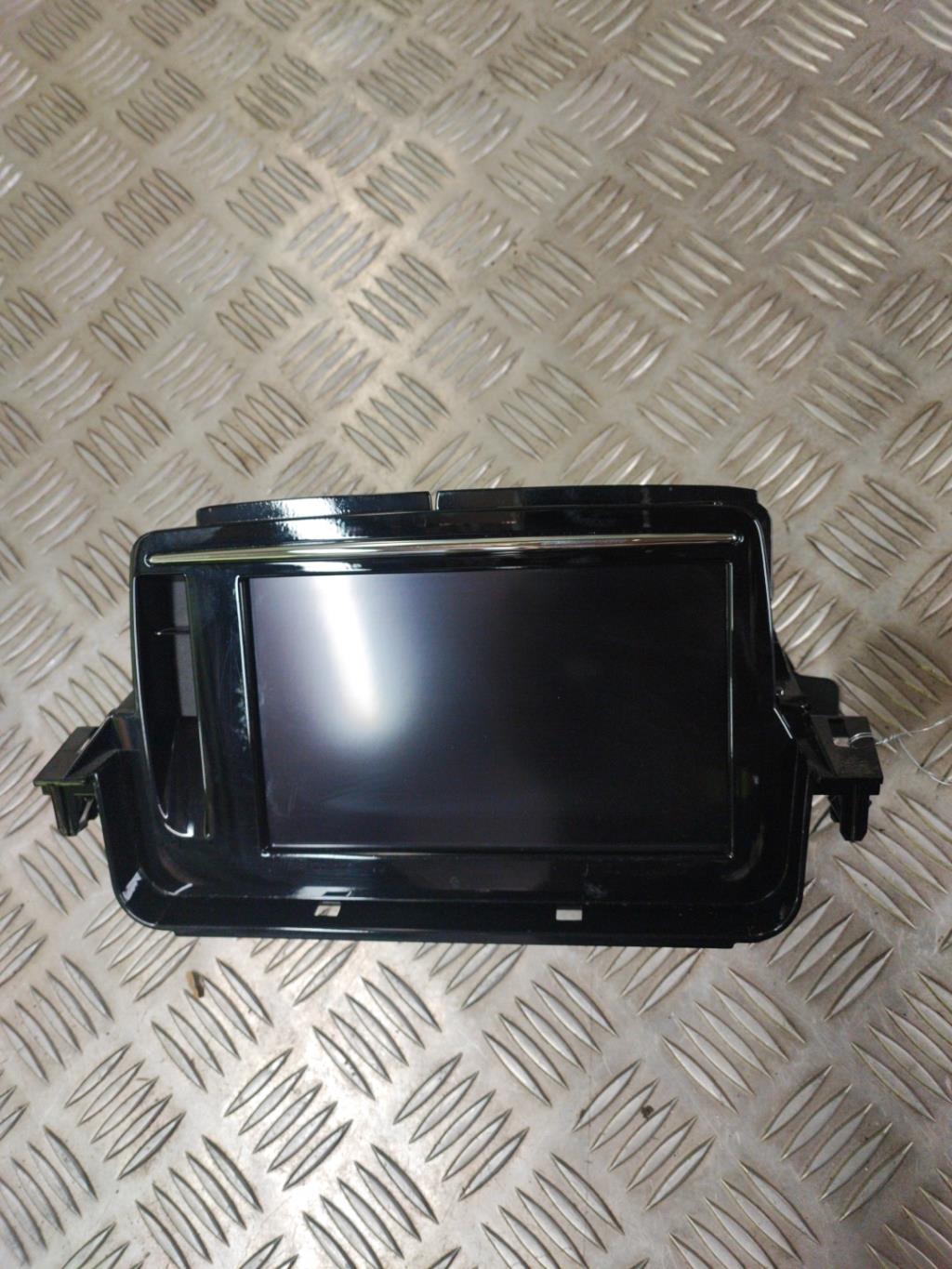 Ecran GPS RENAULT MEGANE 3 PHASE 3 BREAK Diesel - 1