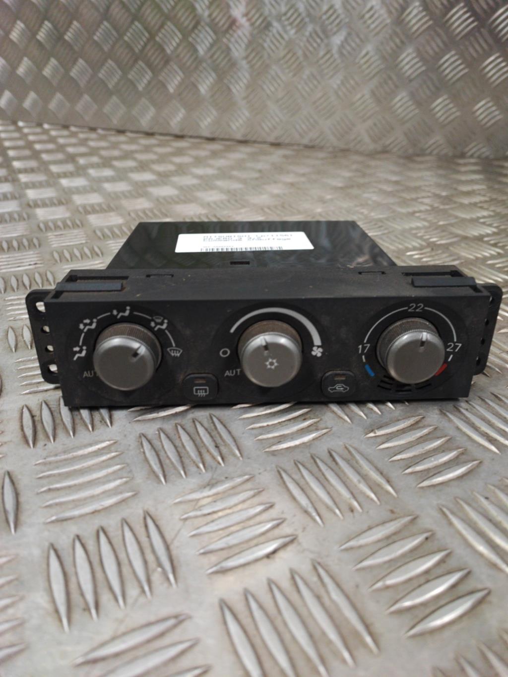 Commande chauffage MITSUBISHI PAJERO 3 PHASE 2 Diesel - 1