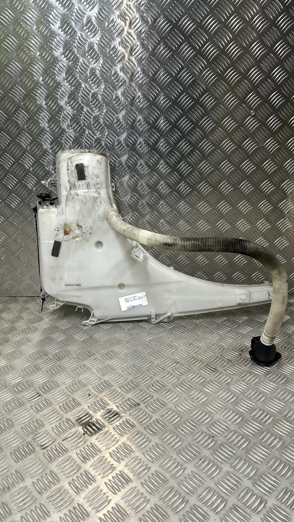 Vase de lave glace BMW SERIE 1 E81 Diesel - 1