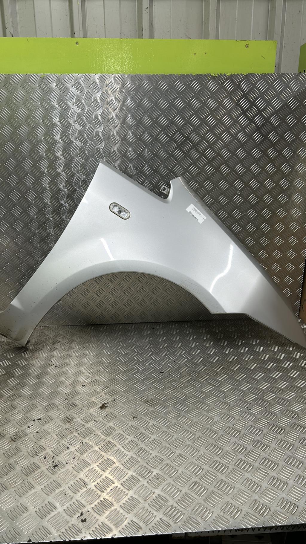 Aile avant droit FORD C-MAX 1 PHASE 2 Diesel - 1