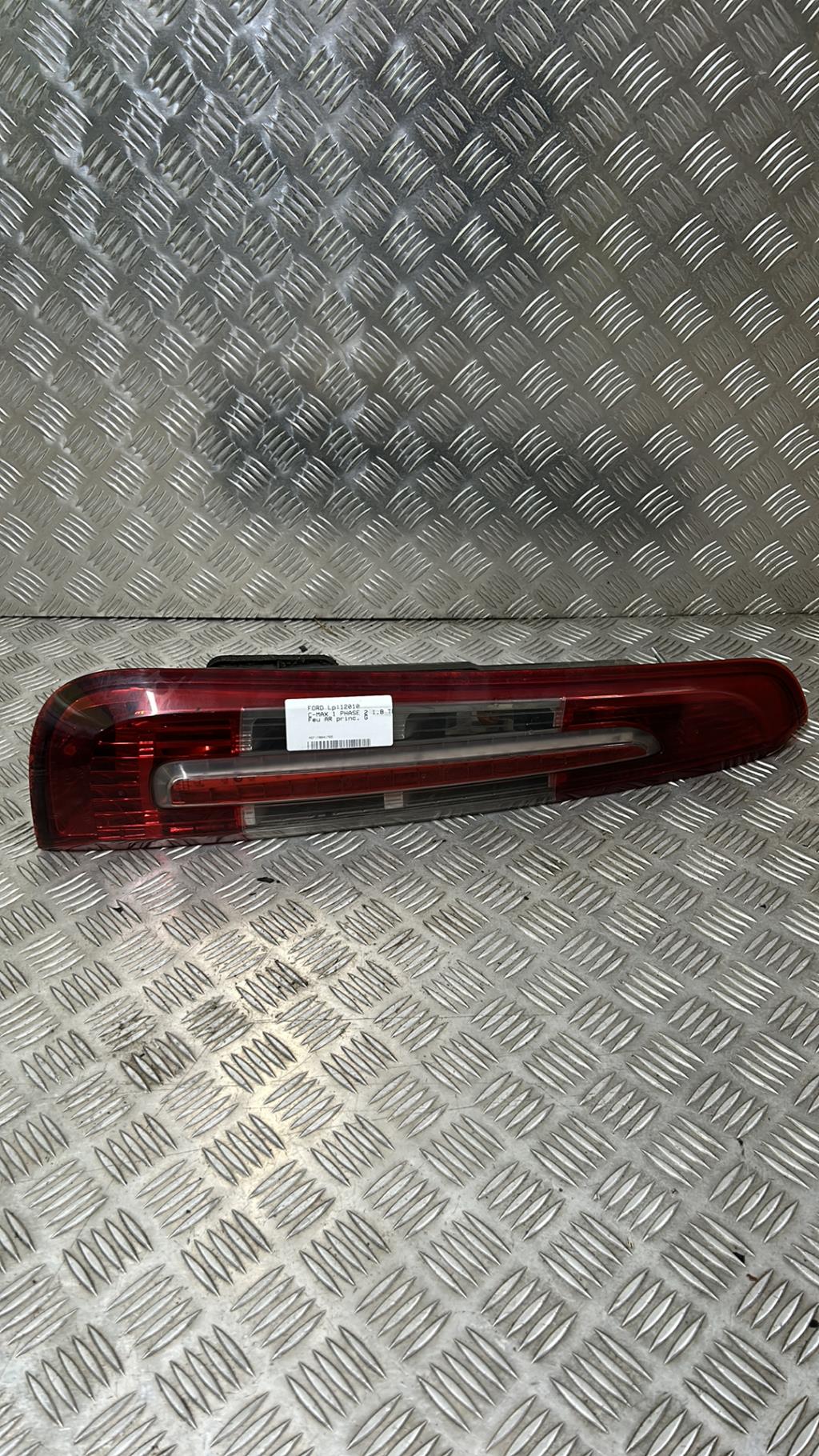 Feu arriere principal gauche (feux) FORD C-MAX 1 PHASE 2 Diesel - 1