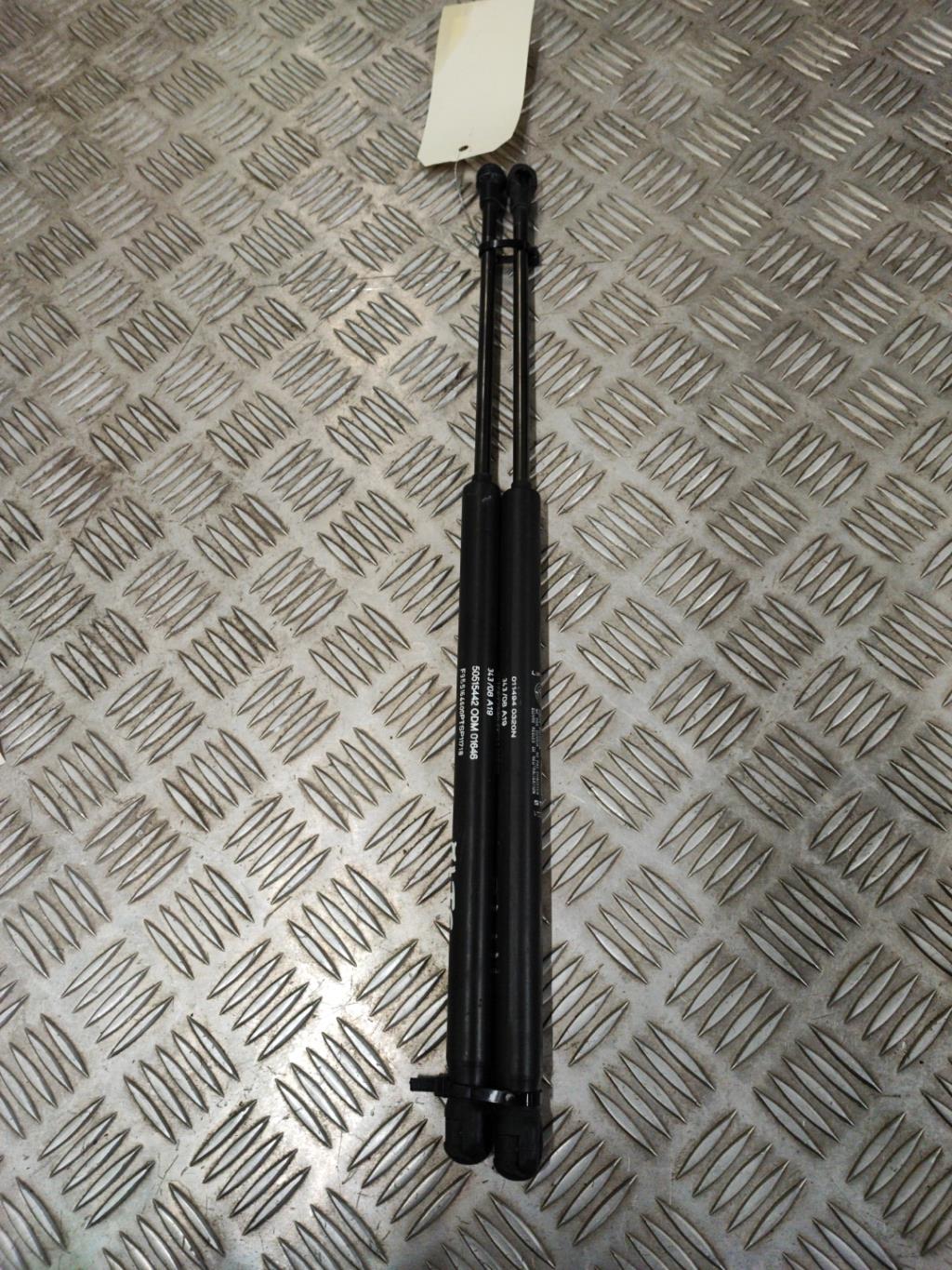 Verin de coffre ALFA ROMEO MITO PHASE 1 Essence - 1