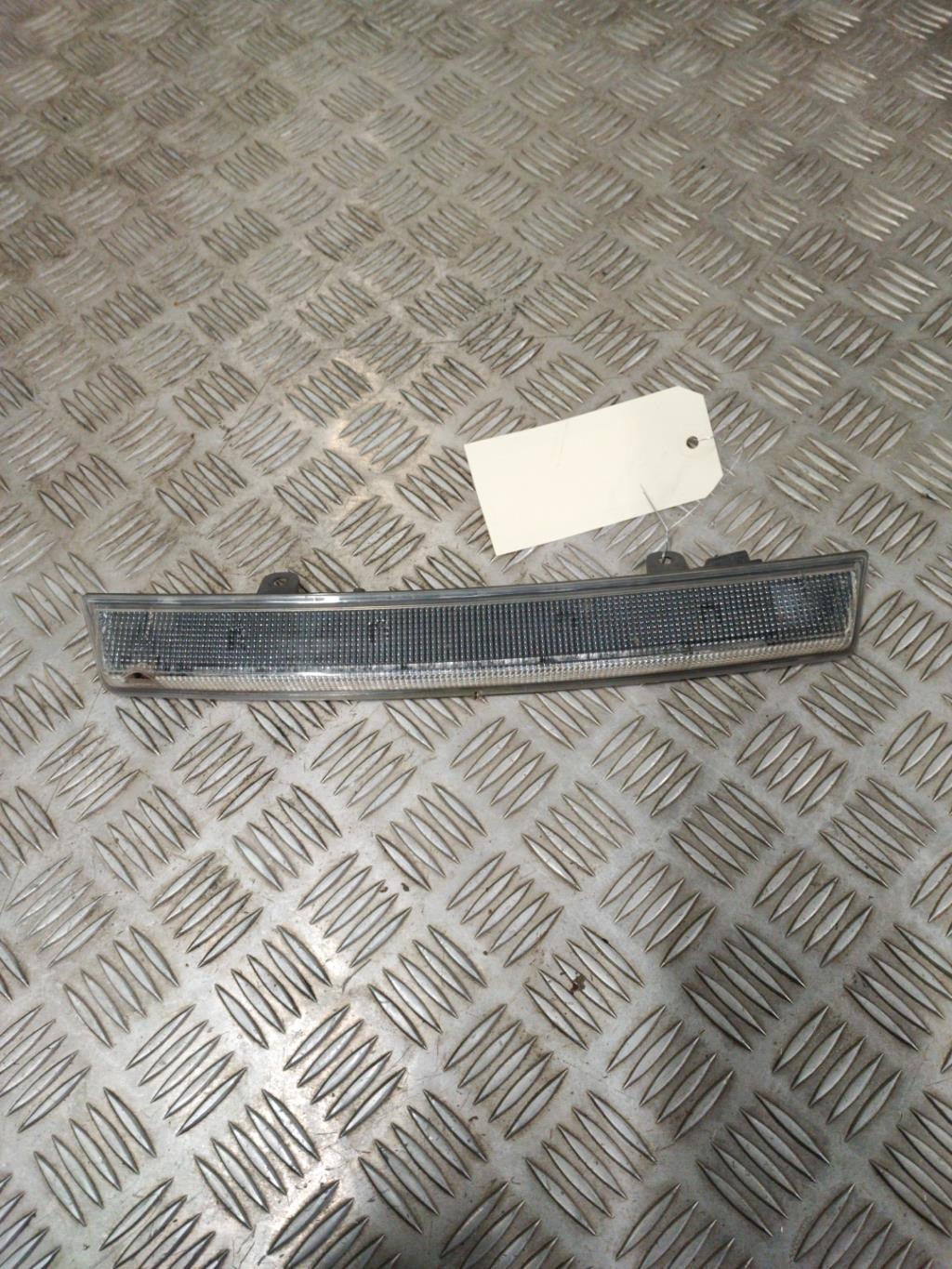 Feu arriere stop central CITROEN C4 2 PHASE 1 Diesel - 1