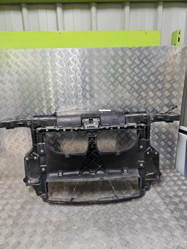 Face avant BMW SERIE 1 E81 Diesel - 1