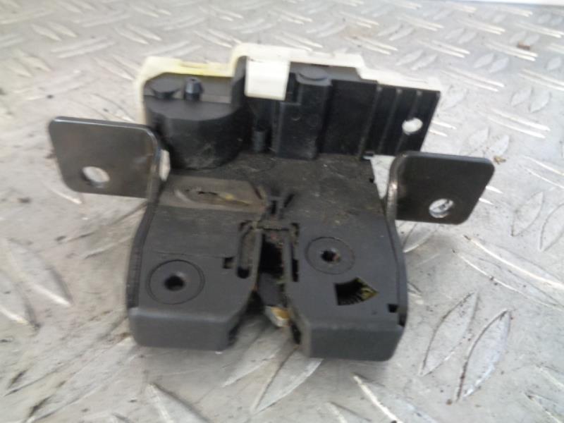 Fermeture centralisee coffre RENAULT MEGANE 2 PHASE 2 Diesel - 1