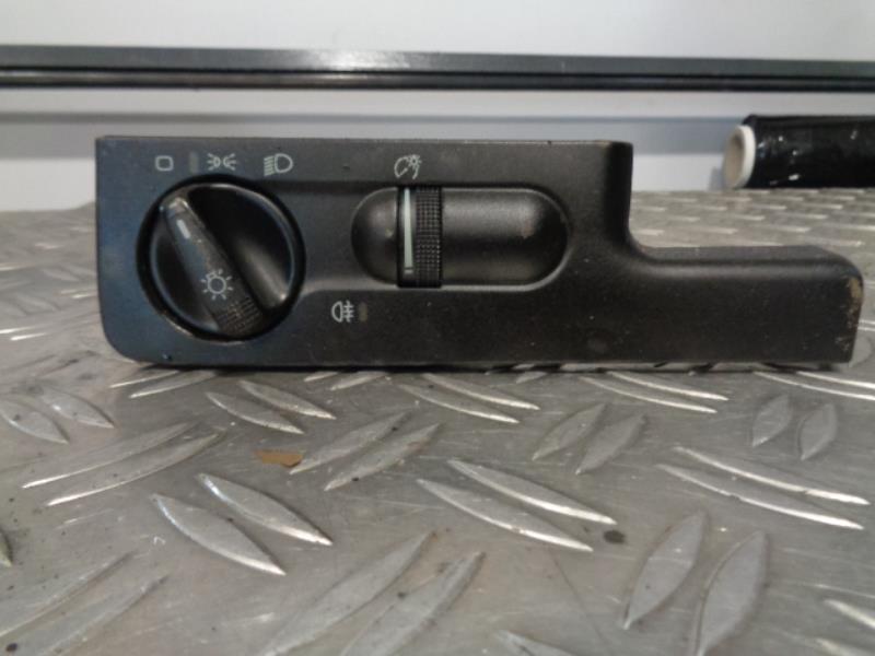 Commande de phare VOLKSWAGEN PASSAT 4 PHASE 1 Diesel - 1