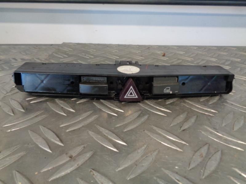 Bouton de warning OPEL ASTRA H PHASE 1 Diesel - 1