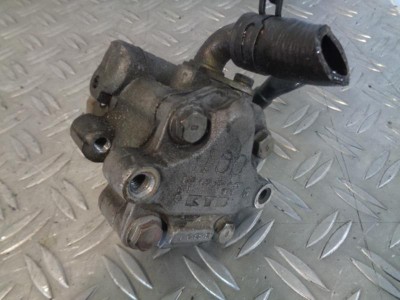 Pompe de direction VOLKSWAGEN GOLF 4 Diesel - 1