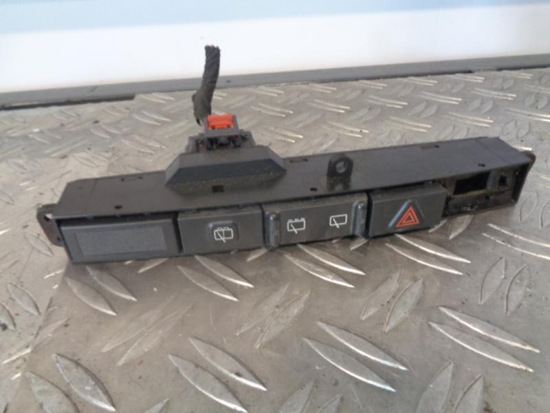 Bouton de warning CHRYSLER VOYAGER 4 PHASE 2 Diesel - 1