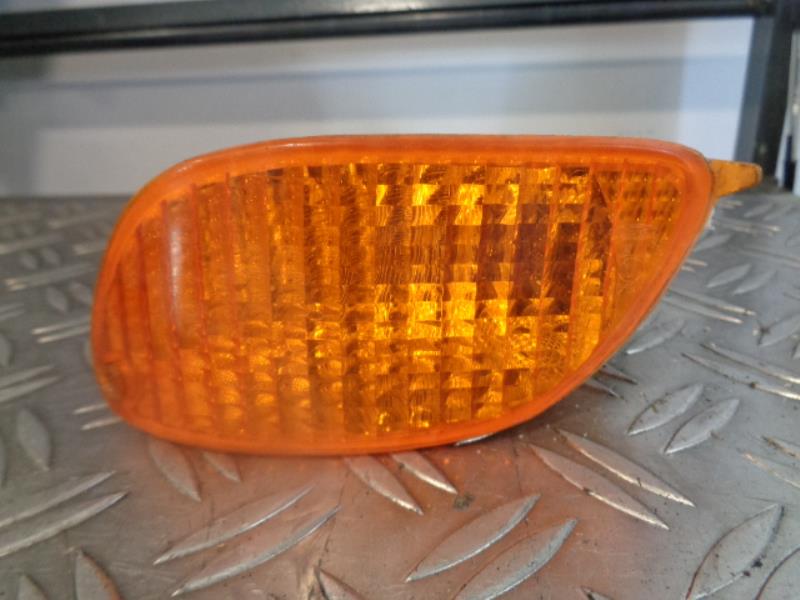 Optique avant secondaire gauche (feux)(clignotant) FORD FOCUS 1 Essence - 1