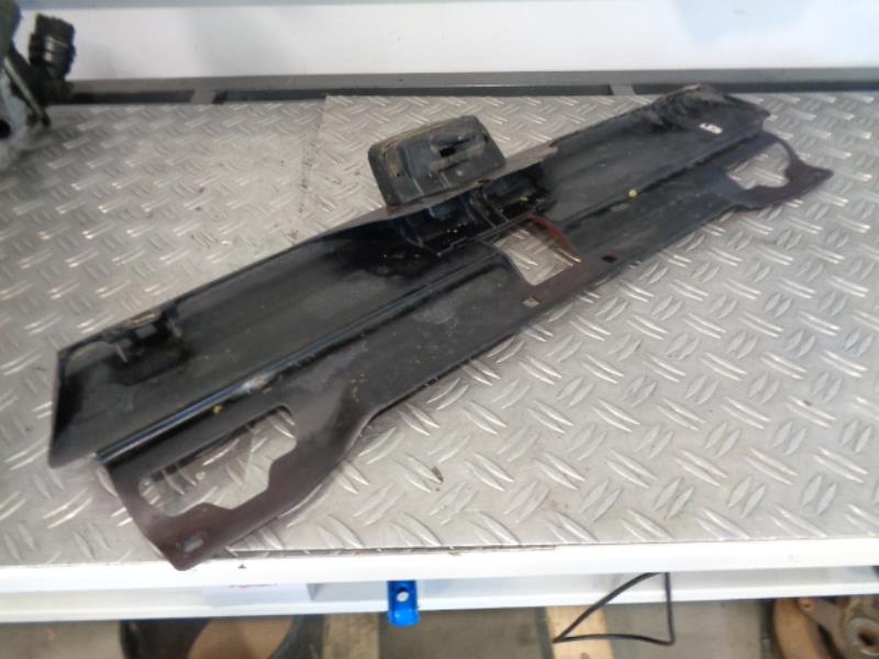 Calandre PEUGEOT 406 PHASE 1 Diesel - 1