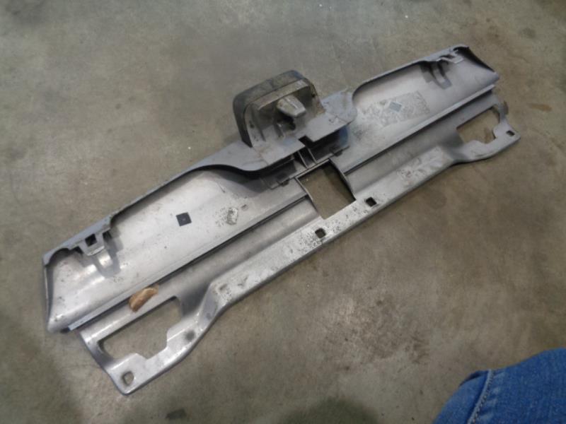 Calandre PEUGEOT 406 PHASE 2 Essence - 1