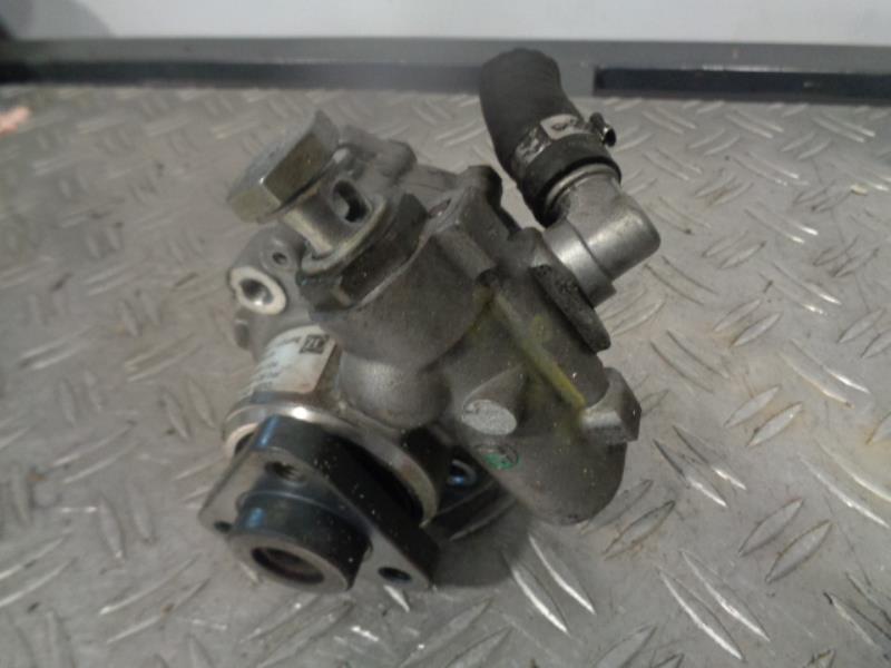 Pompe de direction AUDI A4 1 PHASE 1 Diesel - 1