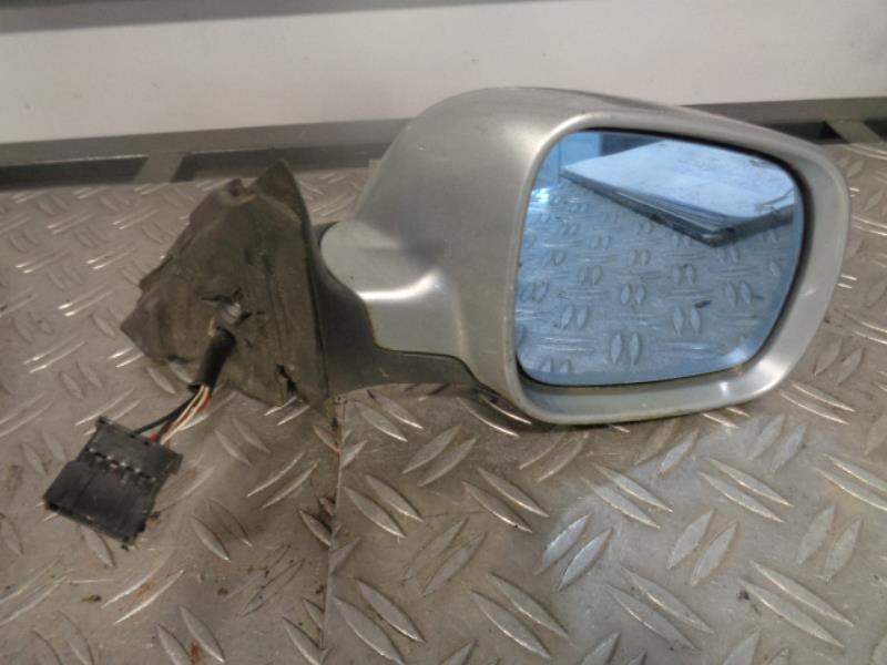 Retroviseur droit AUDI A4 1 PHASE 1 Diesel - 1