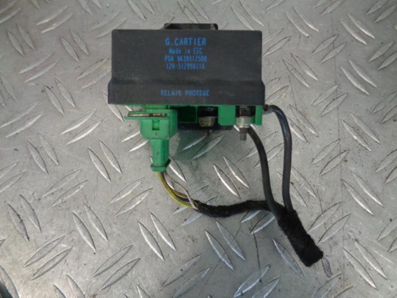 Relais de prechauffage PEUGEOT 206 PHASE 1 Diesel - 1