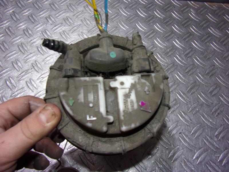 Pompe immergee PEUGEOT 306 PHASE 2 Essence - 1