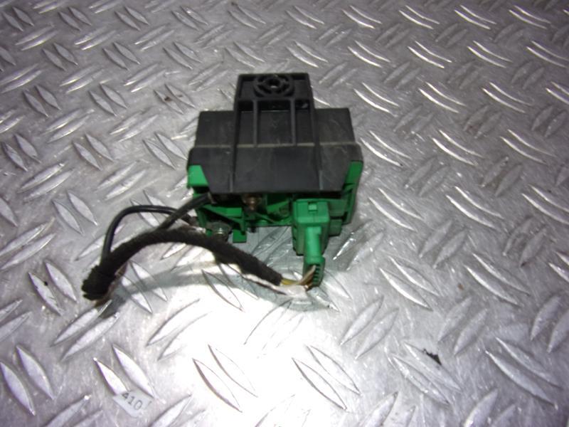Relais de prechauffage PEUGEOT 206 Diesel - 1
